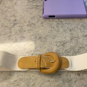 Stylish Tan and Cream Belt